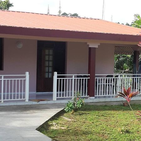 Le Petit Robert Maison F3 Plein Pied 勒罗贝尔 外观 照片